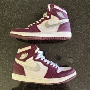 Jordan 1 High Sneakers, M 7.5, Maroon and White